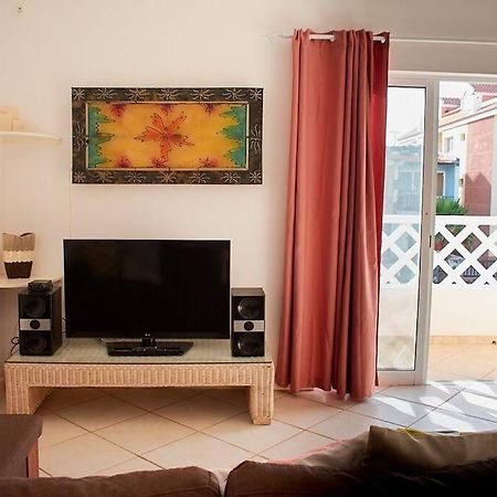 Santana - T2 Confortavel A 300 M Da Praia De Santa Maria Apartment Екстериор снимка