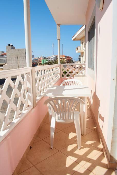 Santana - T2 Confortavel A 300 M Da Praia De Santa Maria Apartment Екстериор снимка